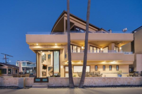 Villa Verona by AvantStay Beachfront w Hot Tub Spectacular Design Oceanview